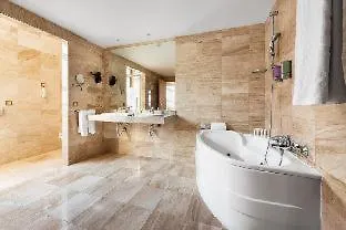 Exe Palmas Otel 4*